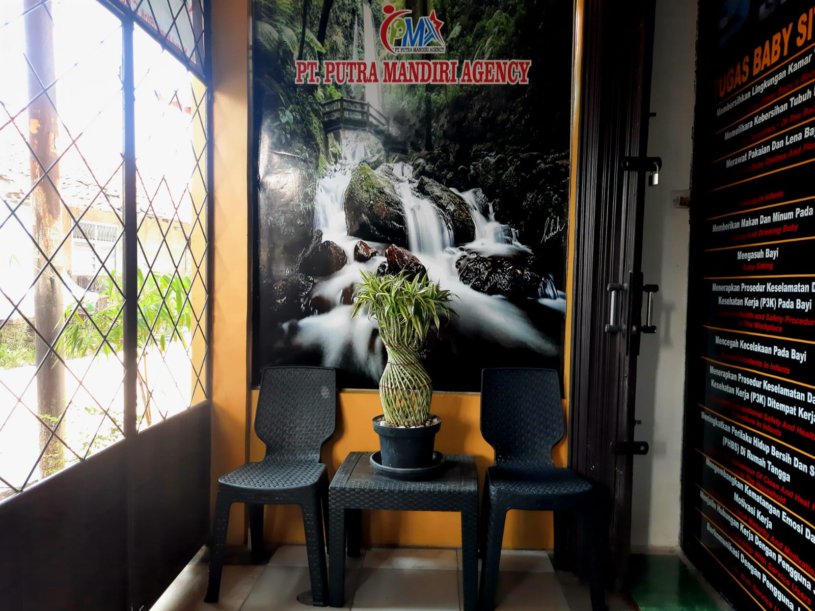 PT. PUTRA MANDIRI AGENCY